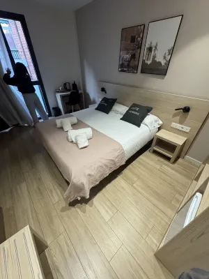 limehome Barcelona Carrer de Besalú 82 Chambres Photos