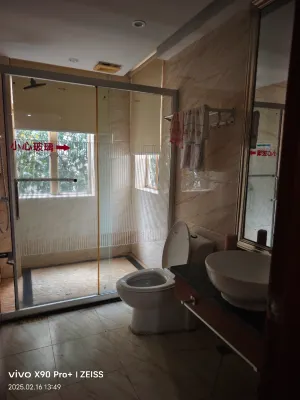 Caoxi Hot Spring Holiday Resort Rooms Photos
