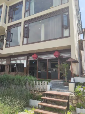Jiwu·Chanyi Chinese Style Courtyard (Seaview Store) Exteriör Photos