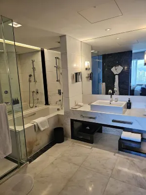 Lotte Hotel Busan Kamar Photos