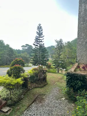 The Forest Lodge at Camp John Hay In der Nähe des Hotels Photos