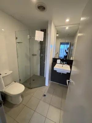 Meriton Suites Kent Street Rooms Photos