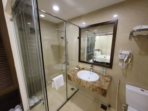 Blubiz Hotel My Dinh Song Da Chambres Photos