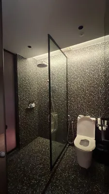 BreakX Hotel Penang Kamar Photos