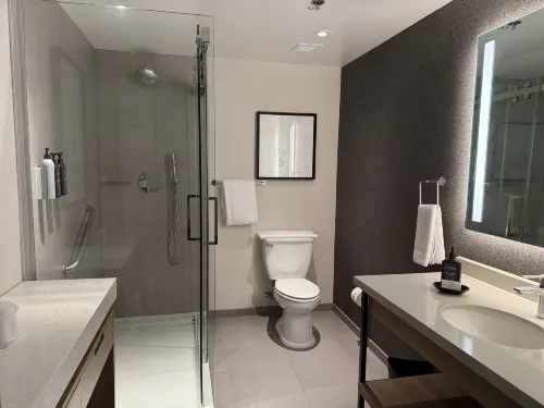 Sheraton Park Hotel at The Anaheim Resort Rooms Photos