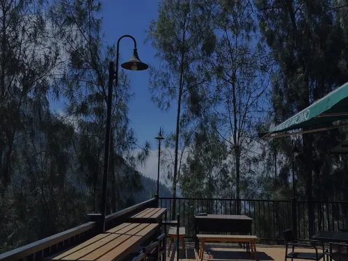 Manis Ae Cabin & Resto Bromo Photos
