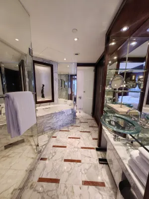 Grand Hyatt Shanghai Rooms Photos