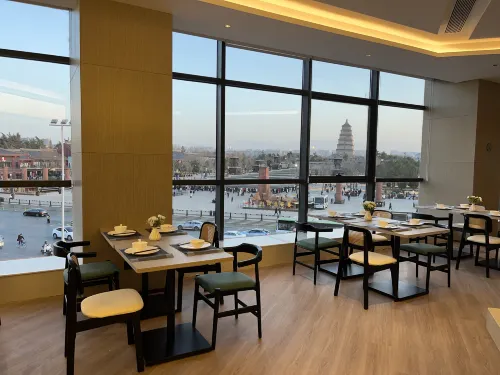 Liyi Hotel (Xi 'an Datang Sleepless City Big Wild Goose Pagoda Subway Station Branch) Restauration Photos