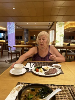 Hotel Nikko Bali Benoa Beach Makanan Photos
