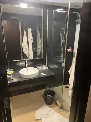 Amaroossa Cosmo Jakarta Kamar Photos