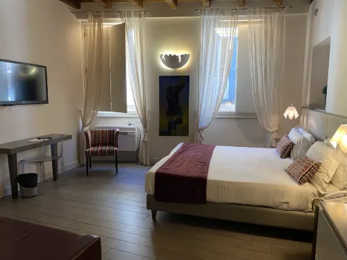Trevi Palace Luxury Inn Zimmer Photos
