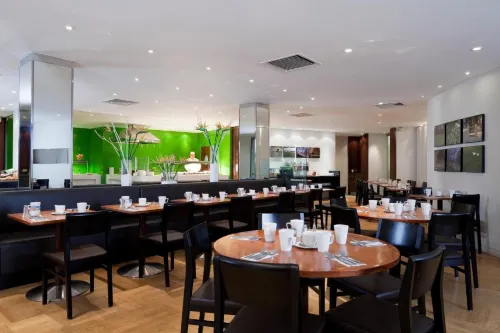 Holiday Inn London - Bloomsbury Restauration Photos