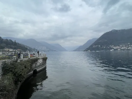 Hilton Lake Como À proximité de l'hôtel Photos