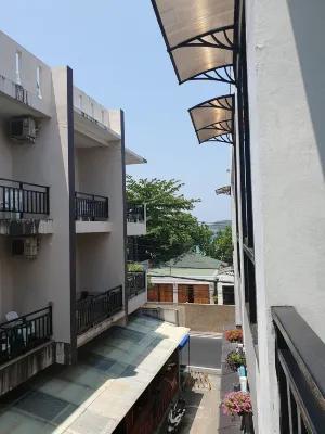 Kata Beachwalk Hotel and Bungalows Photos