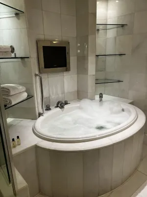 Shangri-La Kuala Lumpur Chambres Photos