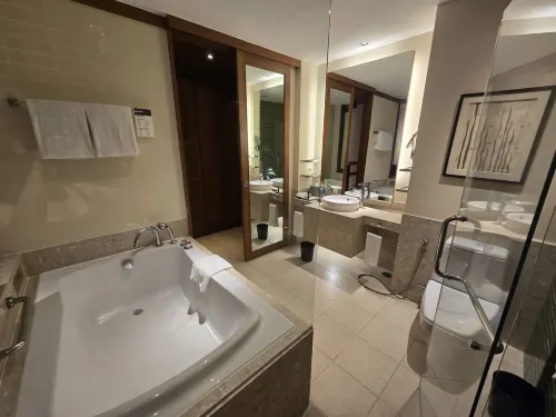 Sheraton Hua Hin Resort & Spa Rooms Photos