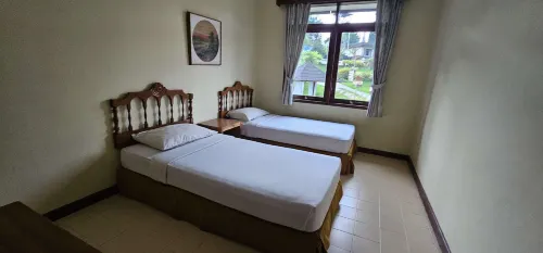 The Jayakarta Cisarua Inn & Villas Kamar Photos