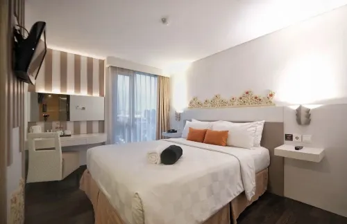 All Nite & Day Hotel Yogyakarta - Gejayan Kamar Photos