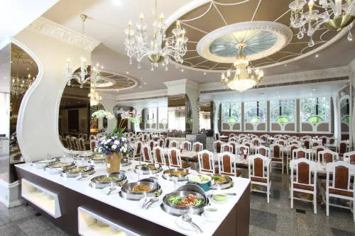 Royal Benja Hotel Mahlzeiten Photos