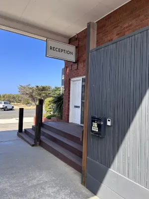 Footscray Motor Inn and Serviced Apartments Photos