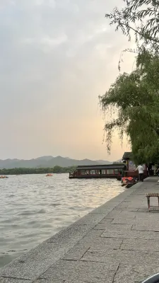 Memory Travel Hotel ( West Lake) Near Hotel Photos
