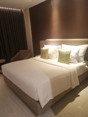 DAFAM Pacific Caesar Surabaya Kamar Photos