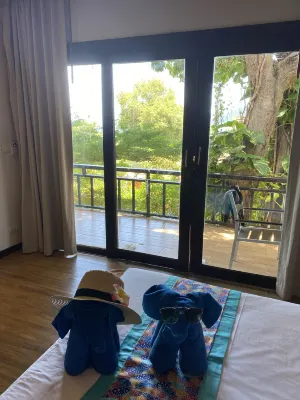 Phi Phi Long Beach Resort & Villa Photos