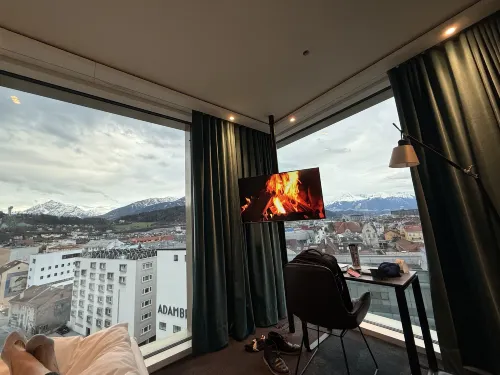 Motel One Innsbruck Photos