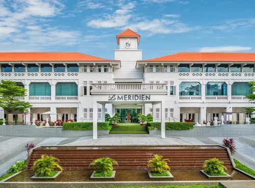 Oasia Resort Sentosa by Far East Hospitality Exterior Photos