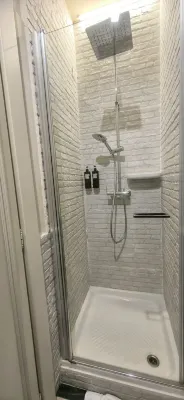 Room Select Via Veneto Rooms Photos