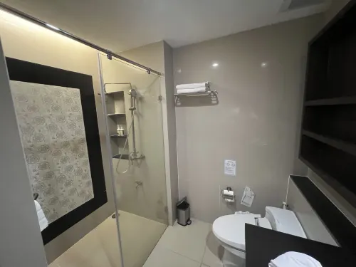 Altera Hotel and Residence Номера Photos