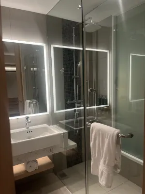 Hilton Garden Inn Phuket Bang Tao Camere Photos