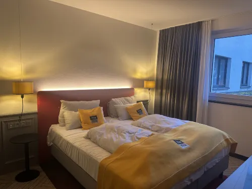 Holiday Inn - the niu, Franz Vienna Zimmer Photos