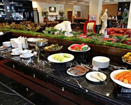 Golden Boutique Hotel Melawai Makanan Photos
