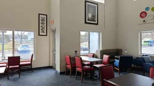 Holiday Inn Express & Suites Detroit - Farmington Hills Photos
