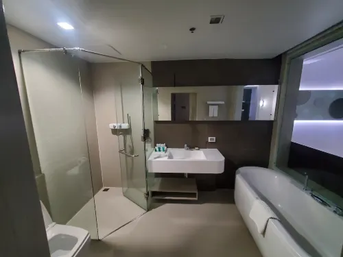 Pattaya Discovery Beach Hotel Chambres Photos