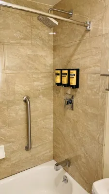 Best Western Plus Carriage Inn Rooms Photos