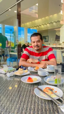 Mercure Padang Makanan Photos