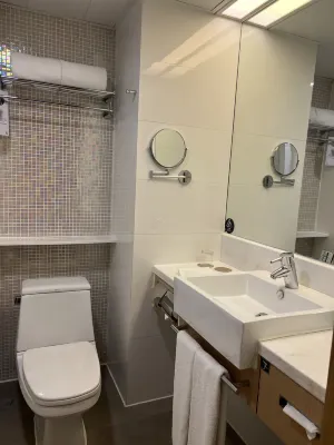 Novotel Century Hong Kong Kamar Photos