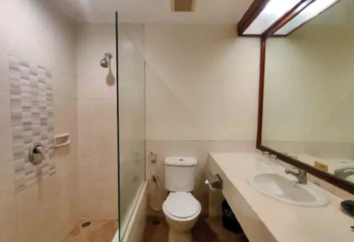 ÉL Hotel Kartika Wijaya Batu Номера Photos