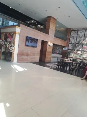 Hotel @HOM Semarang by Horison Area Publik Photos