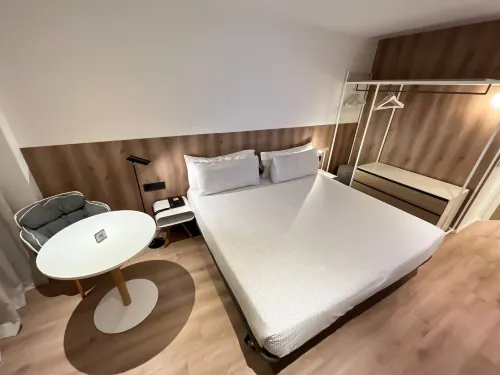 Innside by Meliá Calviá Beach Kamar Photos