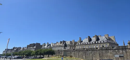 Hôtel de l'Univers Saint-Malo À proximité de l'hôtel Photos