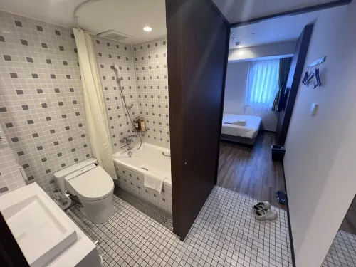 Zonk Hotel Hakata Zimmer Photos