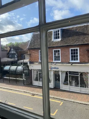 The Kings Arms and Royal Hotel, Godalming, Surrey Espaces publics Photos