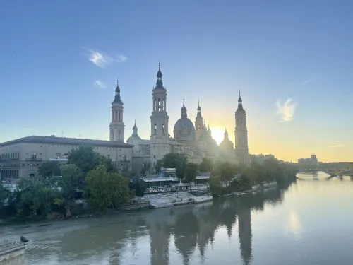 Catalonia El Pilar À proximité de l'hôtel Photos