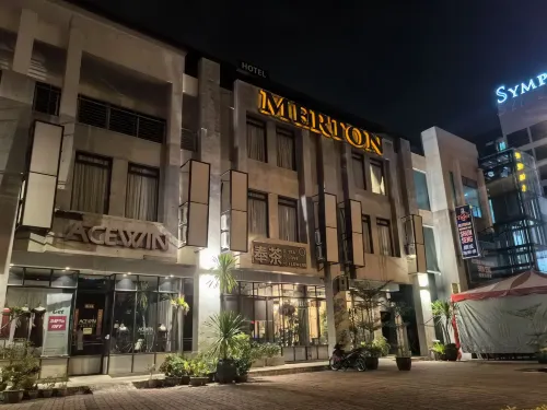 Merton Hotel Ipoh Außen Photos