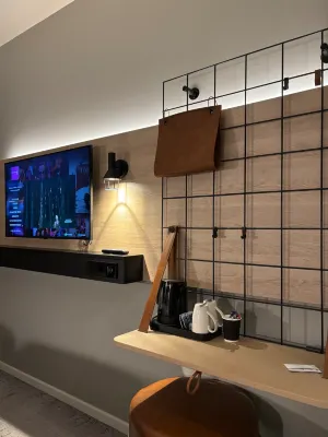 Moxy Edinburgh Fountainbridge Photos