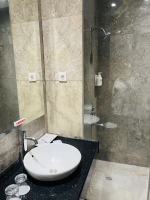 Swiss-Belhotel Lampung Kamar Photos