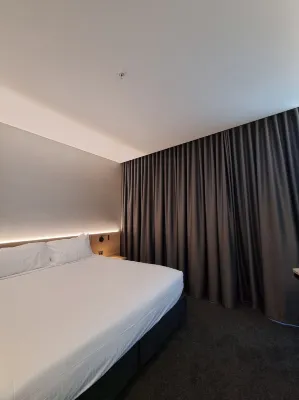 Novotel Melbourne South Wharf Rooms Photos